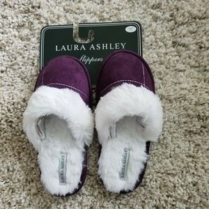 Laura Ashley Womens Violet/White Slippers